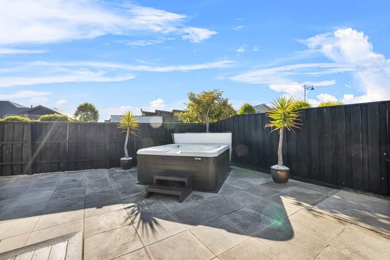 Photo of property in 6 Torrey Pines, Waimairi Beach, Christchurch, 8083