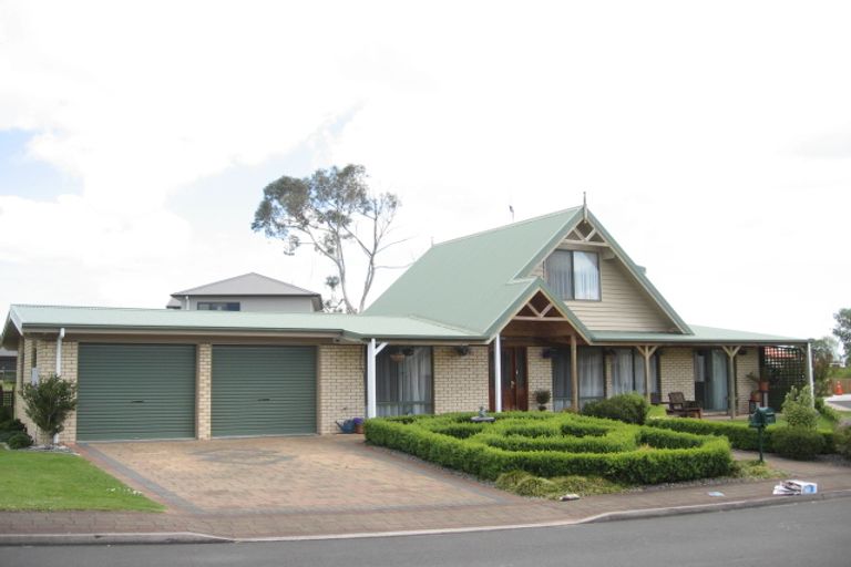 Photo of property in 1 Knox Place, Leamington, Cambridge, 3432