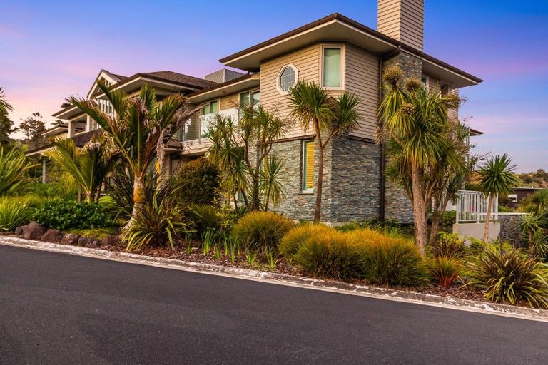 Photo of property in 7 Little Compton Mews, Snells Beach, 0920