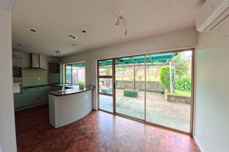 Photo of property in 55 Walworth Avenue, Pakuranga Heights, Auckland, 2010