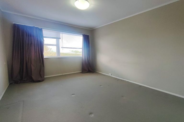 Photo of property in 13 Marina Road, Torbay, Auckland, 0630