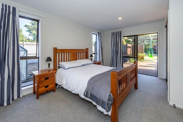 Photo of property in 61 Kowhai Avenue, Rangiora, 7400