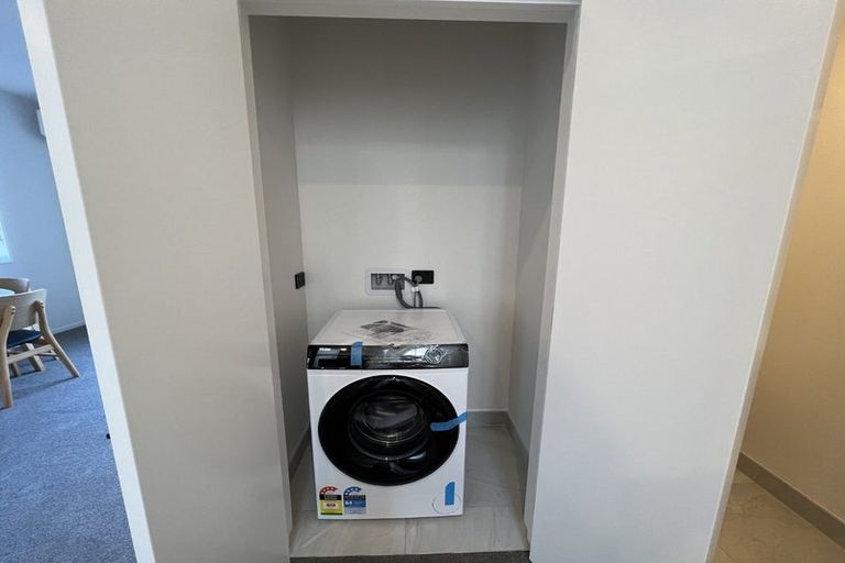 Photo of property in 2/16 Rutherford Street, Woolston, Christchurch, 8023