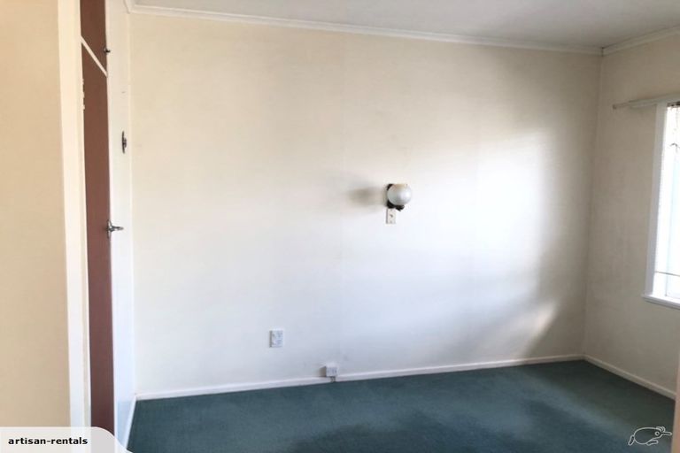 Photo of property in 1/56a Taharoto Road, Takapuna, Auckland, 0622