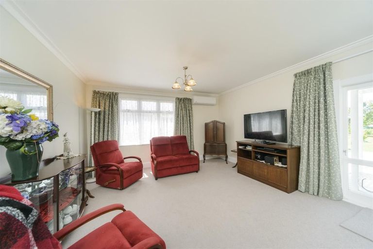 Photo of property in 7 Station Road, Marton, 4710
