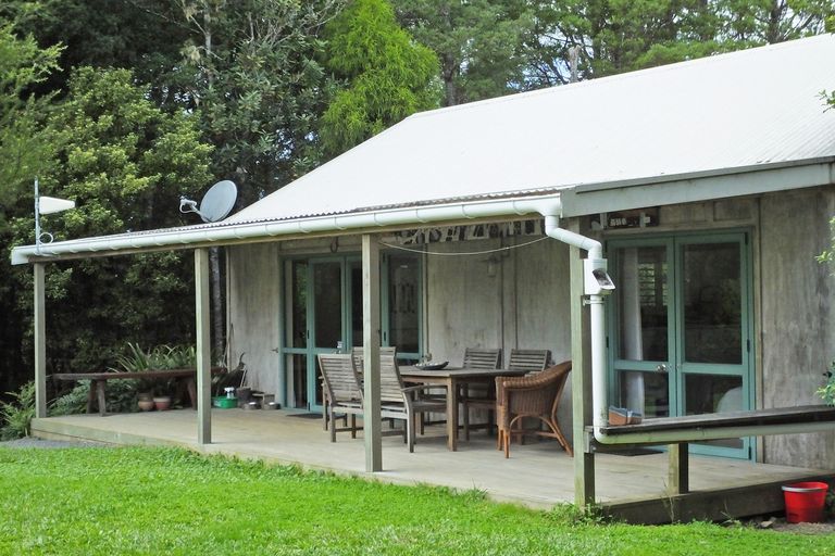Photo of property in 330 Cowan Bay Road, Pohuehue, Warkworth, 0983