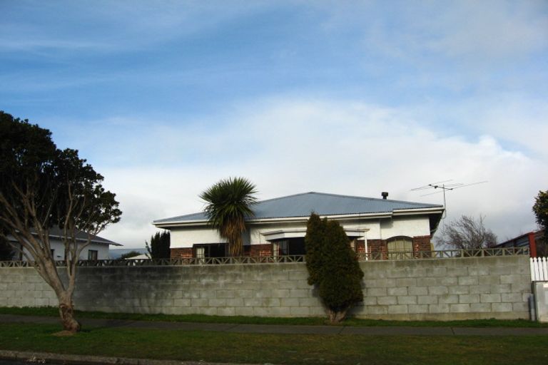 Photo of property in 43 Hensley Street, Gladstone, Invercargill, 9810