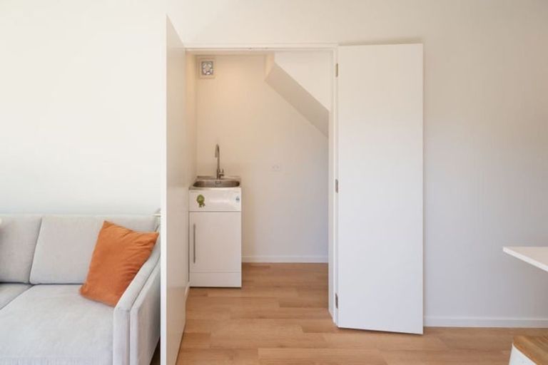 Photo of property in 2/27 Vogel Street, Richmond, Christchurch, 8013