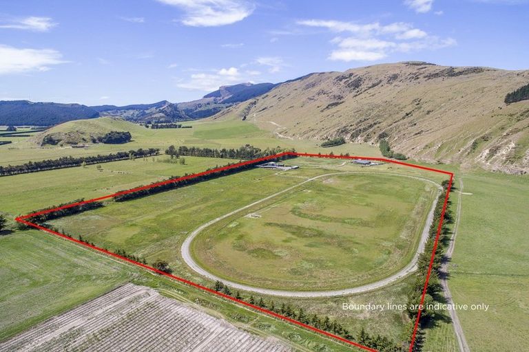 Photo of property in 98 Streeters Road, Gebbies Valley, Christchurch, 7672