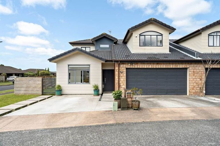 Photo of property in 6 Derg Place, East Tamaki, Auckland, 2013