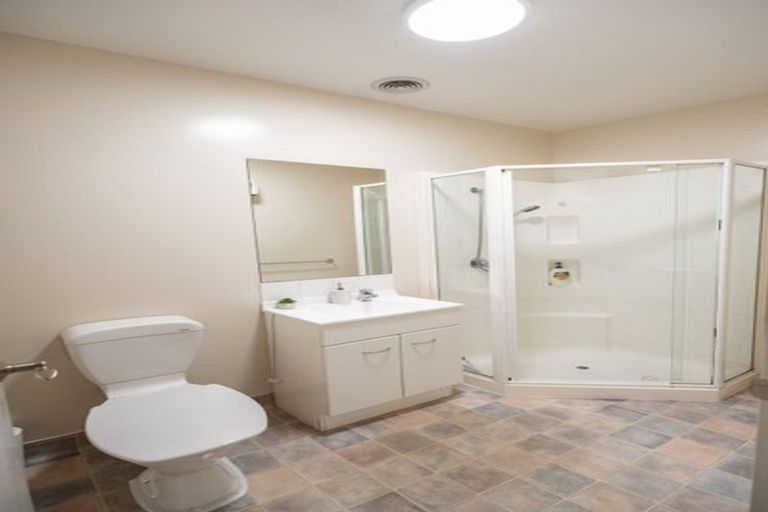 Photo of property in 8/10 Collins Street, Addington, Christchurch, 8024