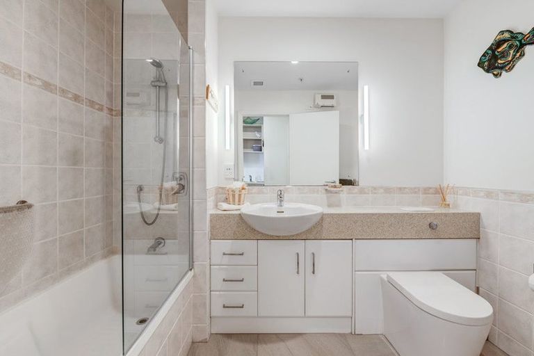 Photo of property in 15 Waterside Crescent, Gulf Harbour, Whangaparaoa, 0930