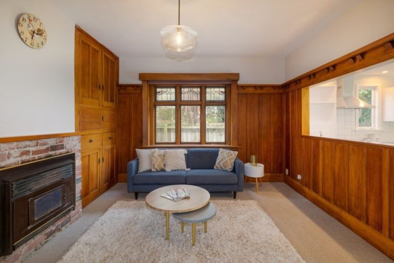 Photo of property in 43 Woodchester Avenue, Richmond, Christchurch, 8013