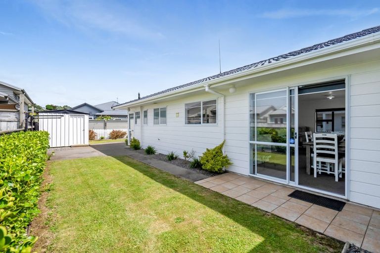 Photo of property in 2/353 Saint Aubyn, Moturoa, New Plymouth, 4310