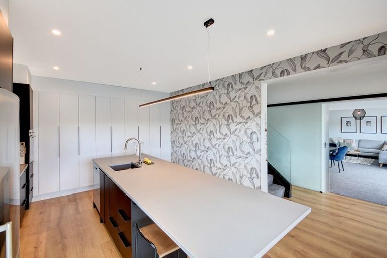 Photo of property in 68 Doon Street, Vauxhall, Dunedin, 9013