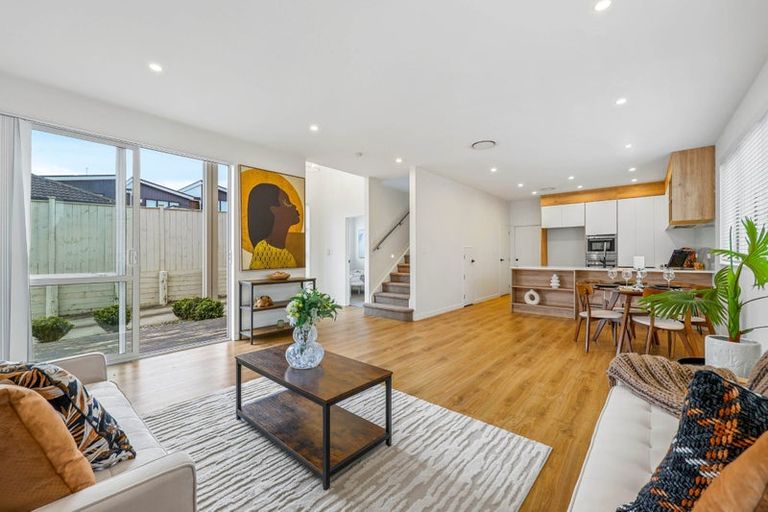 Photo of property in 25b Tudor Road, Henderson, Auckland, 0610