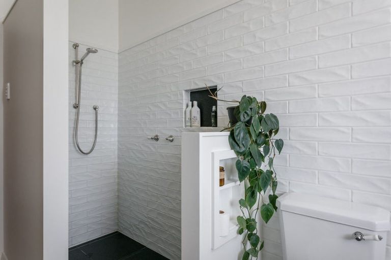 Photo of property in 218 Harris Street, Inner Kaiti, Gisborne, 4010