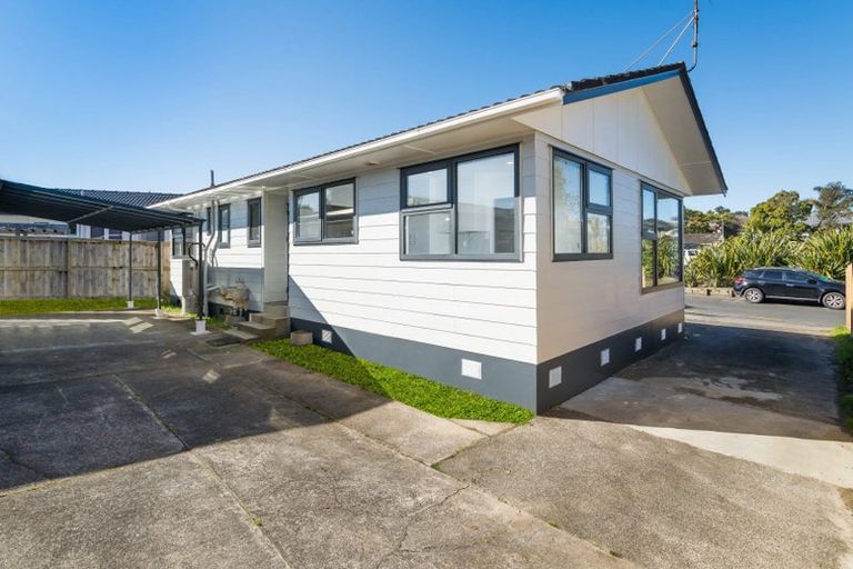 Photo of property in 156 Sunnynook Road, Sunnynook, Auckland, 0620