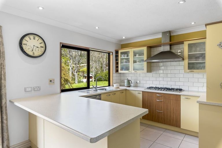 Photo of property in 72 Maui Pomare Road, Nikau Valley, Paraparaumu, 5032