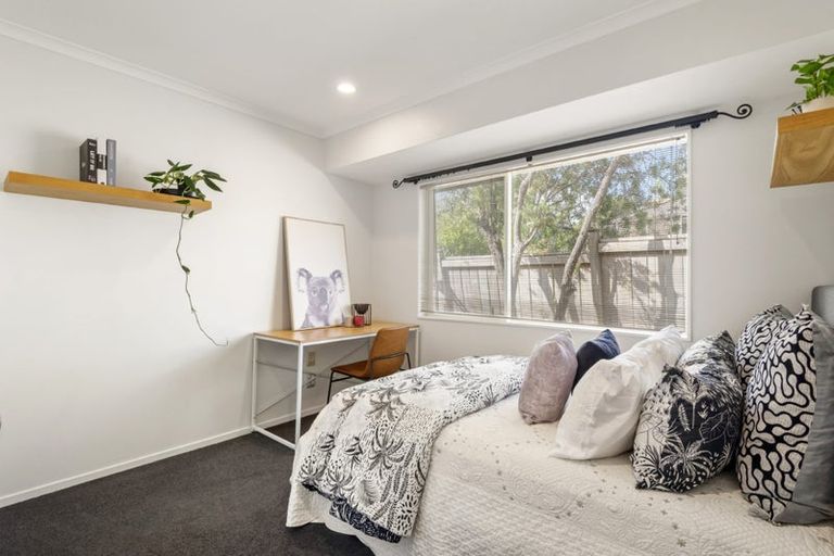 Photo of property in 7 Louvain Place, Greenhithe, Auckland, 0632