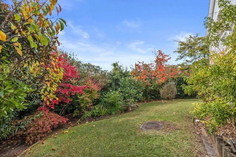 Photo of property in 71 Glencoe Road, Browns Bay, Auckland, 0630
