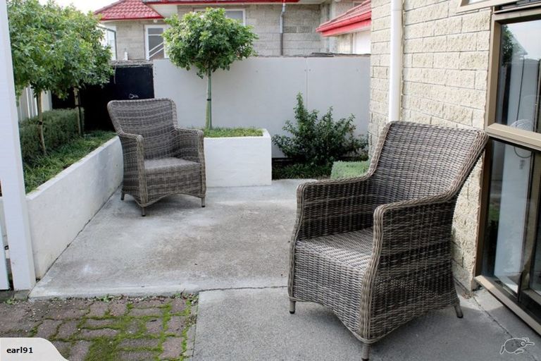 Photo of property in 504 Devon Street East, Strandon, New Plymouth, 4312