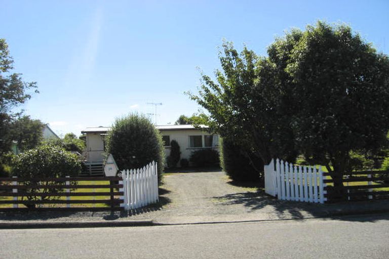 Photo of property in 26 Saint Leonards Road, Temuka, 7920