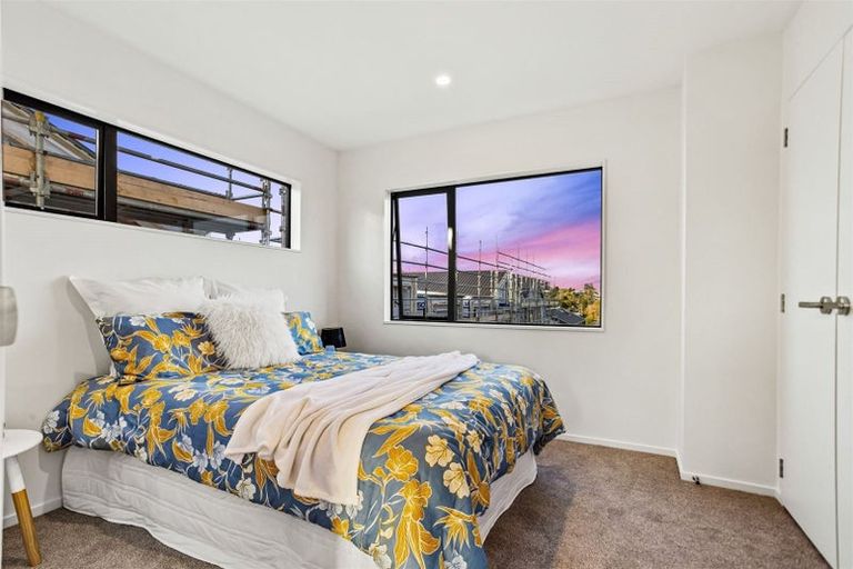 Photo of property in 1/36 Westgate Drive, Westgate, Auckland, 0614