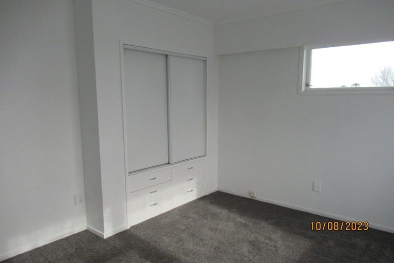 Photo of property in 55a View Road, Henderson, Auckland, 0612