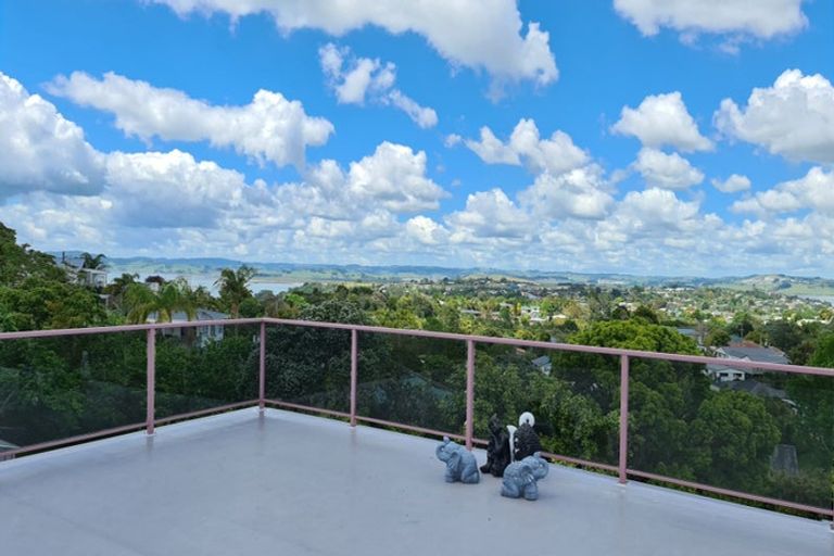 Photo of property in 18 Commins Road, Onerahi, Whangarei, 0110