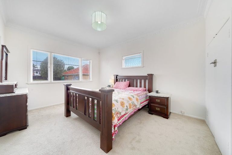 Photo of property in 142d Rangitoto Road, Papatoetoe, Auckland, 2025