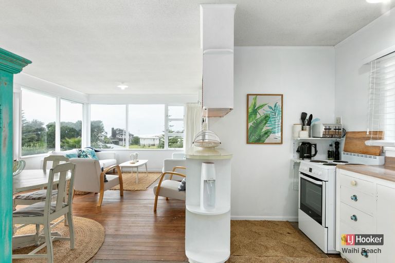 Photo of property in 10 Edinburgh Street, Waihi Beach, 3611