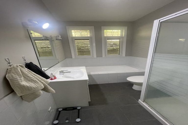 Photo of property in 90 Otaki Street, Miramar, Wellington, 6022