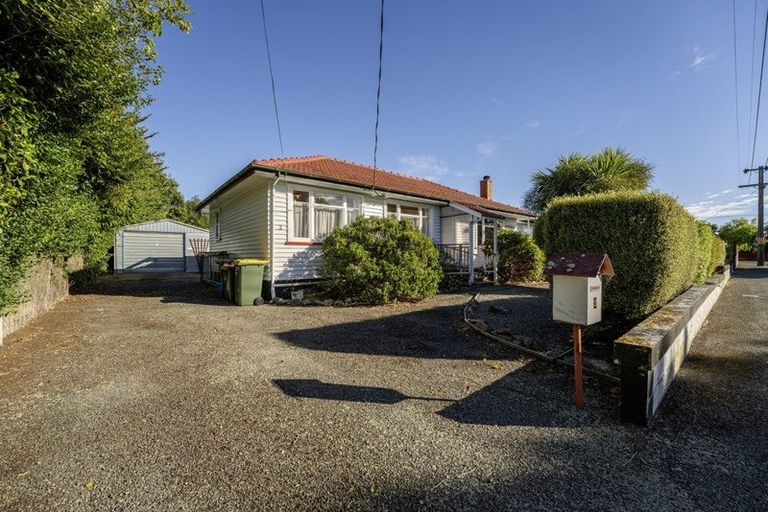 Photo of property in 2 Hughes Street, Waimate, 7924