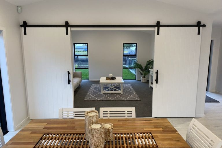 Photo of property in 14 Annie Aranui Drive, Poraiti, 4182