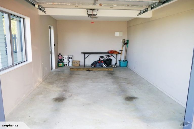 Photo of property in 32a View Road, Houghton Bay, Wellington, 6023