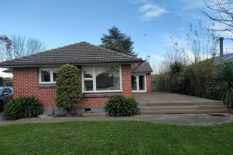 Photo of property in 19 Dunedin Street, Redwood, Christchurch, 8051
