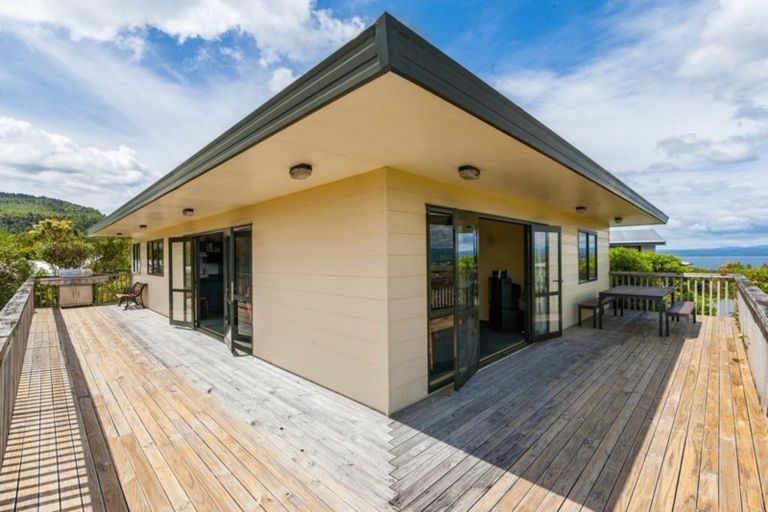 Photo of property in 5 Tawiri Place, Kuratau, Turangi, 3381