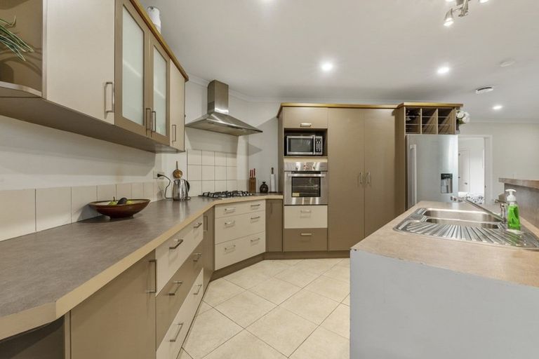 Photo of property in 16 Wembley Close, Nawton, Hamilton, 3200