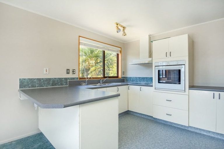 Photo of property in 14 Finlay Grove, Waikawa, Picton, 7220