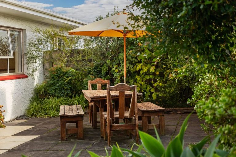 Photo of property in 4/138 Hutchinson Avenue, New Lynn, Auckland, 0600