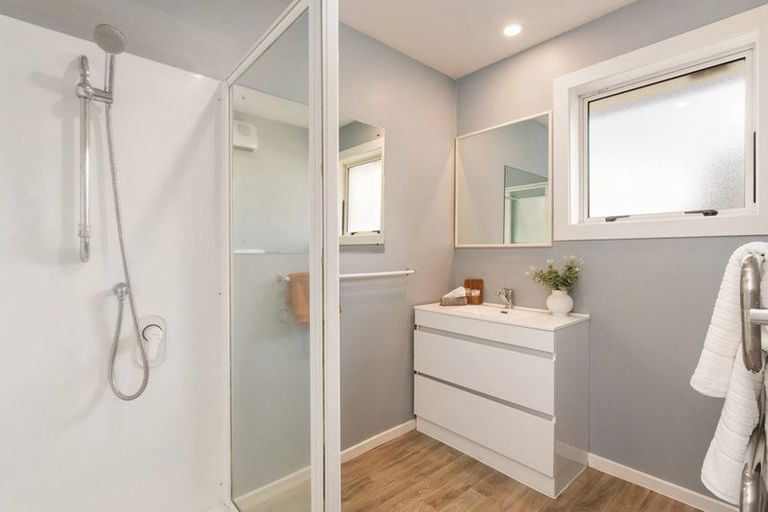 Photo of property in 102 Lowry Avenue, Redwood, Christchurch, 8051