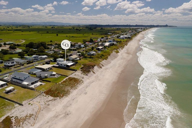 Photo of property in 103 Pukehina Parade, Pukehina, Te Puke, 3189