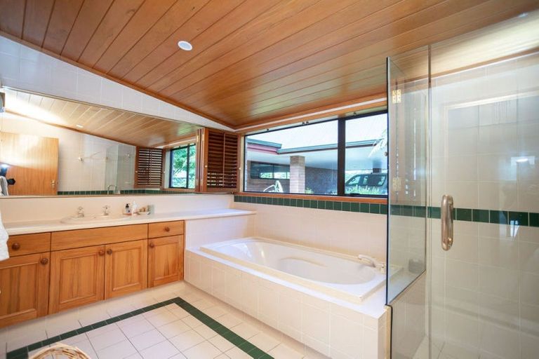 Photo of property in 111 Adelaide Road, Dannevirke, 4930