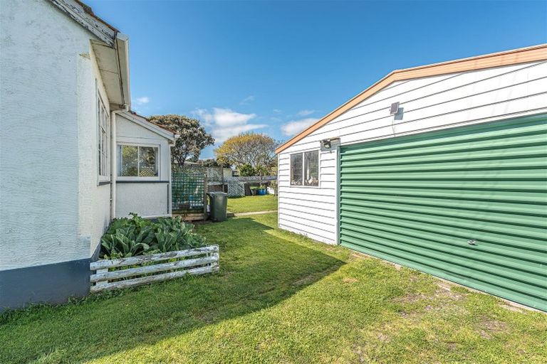 Photo of property in 48 Mosston Road, Castlecliff, Whanganui, 4501