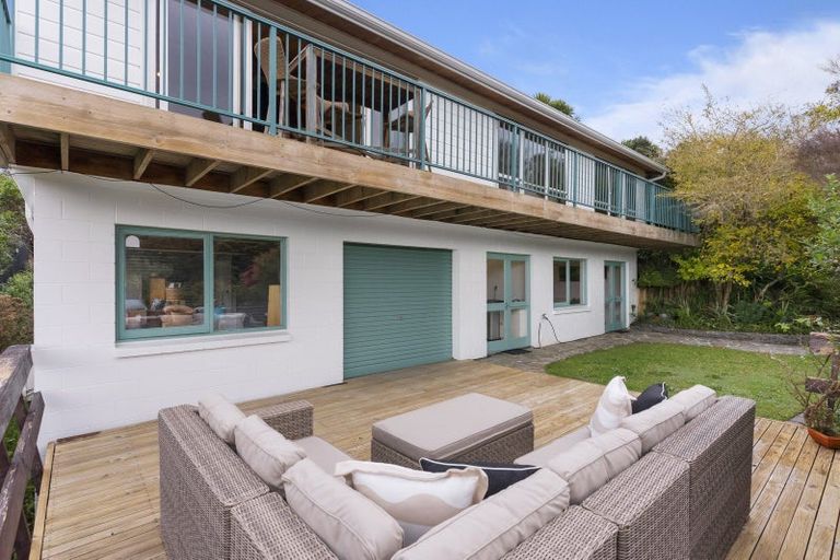 Photo of property in 12 Mcdowell Crescent, Hillcrest, Auckland, 0627