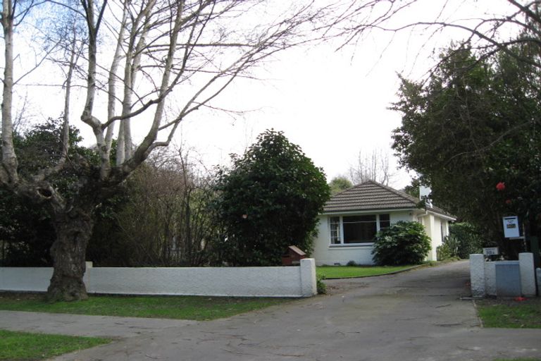 Photo of property in 30 Thorrington Road, Cashmere, Christchurch, 8022