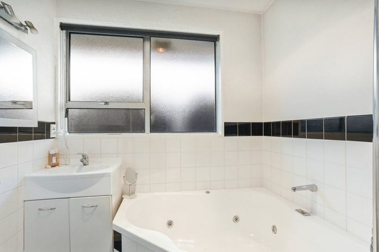 Photo of property in 1/14 Hartford Street, Burnside, Christchurch, 8053