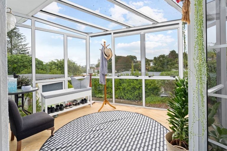 Photo of property in 5 Adams Place, Te Kamo, Whangarei, 0112