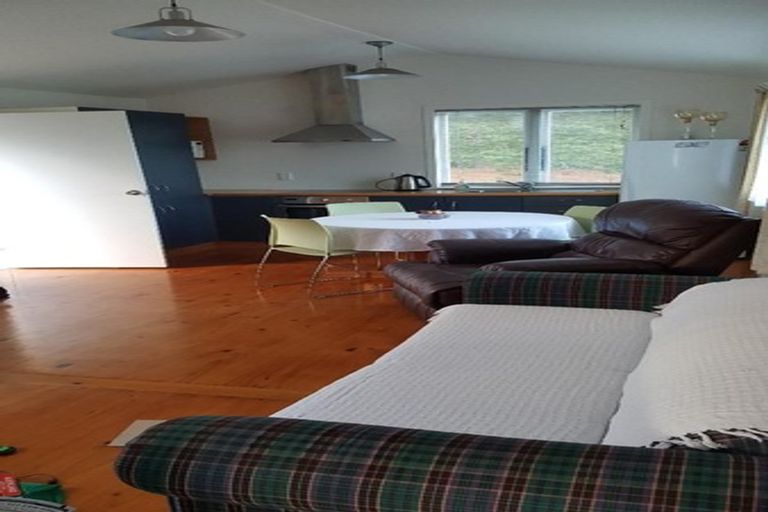 Photo of property in 16 Lee Place, Mangawhai Heads, Mangawhai, 0505